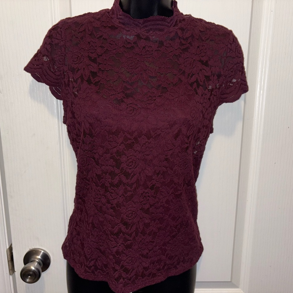 No Boundaries Floral Lace Top